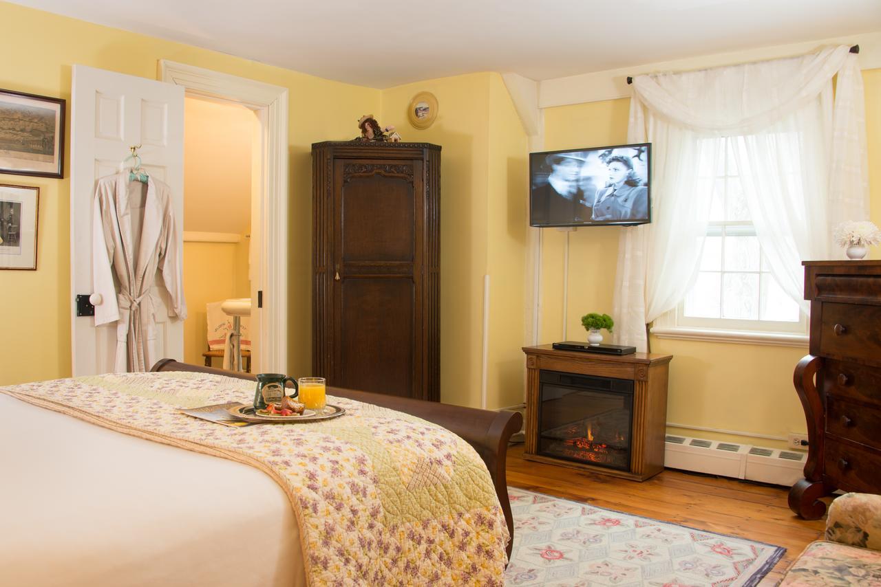 Caldwell House Bed And Breakfast Salisbury Mills Extérieur photo